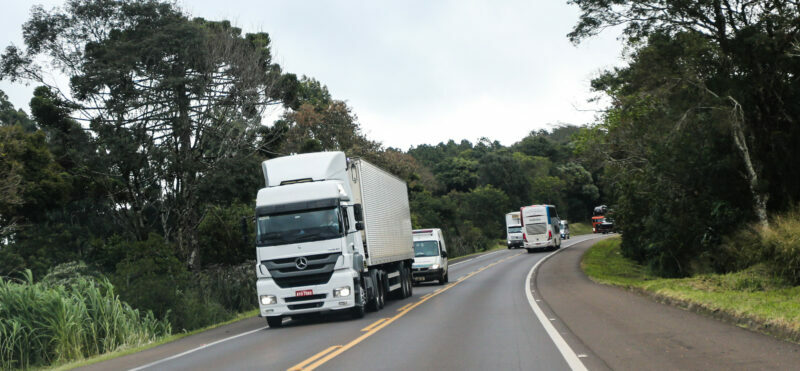 Estado promove mutirão de emprego para 500 vagas no setor de transporte e logística