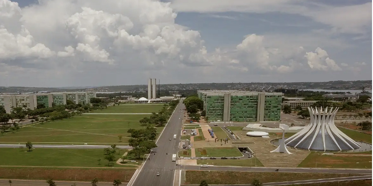 Governo federal prepara reforma administrativa