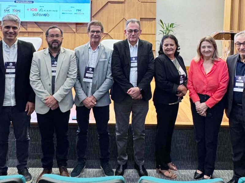 Sescap-PR participa do 2º Congresso da Fenacon